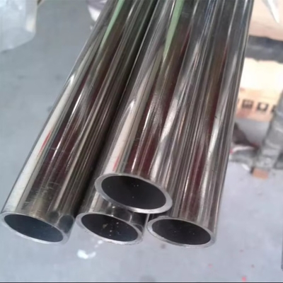 SUS316 صانع الأنابيب 316L الأنابيب الملمعة المرآة مربع مستديرة بلا خيوط مصفوفة أنابيب من الفولاذ المقاوم للصدأ لمواد البناء