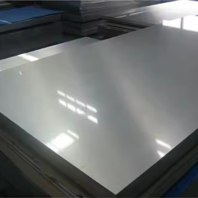 AISl 201 J2 Ti-Gold 8K Mirror Cold Rolled Stainless Steel Sheet لإنتاج المعدات الكيميائية